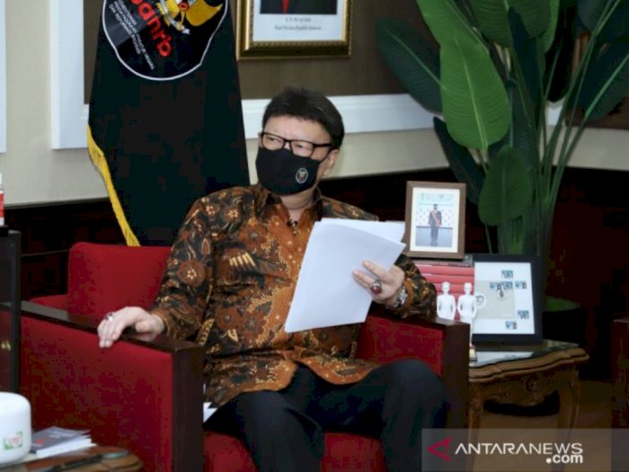 Menteri Tjahjo Minta Polisi Bongkar Jaringan Calo CPNS dan Tindak Anak Artis Nia Daniaty