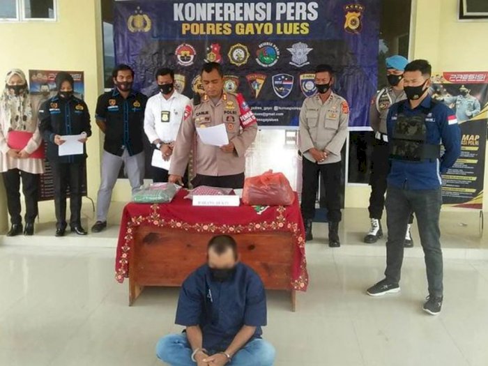 Astaga! Mertua Garap Menantunya di Aceh, Tergiur Lihat Menantunya Pakai Daster Seksi