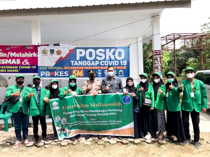 Bantu Masyarakat, Tim KKN-MK Kelompok 009 UNIMAL Ikut Jadi Relawan Vaksinasi