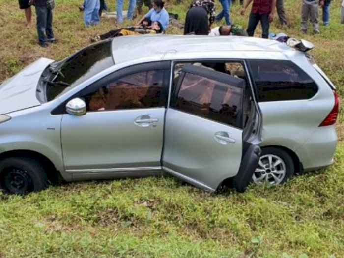 Mobil Rombongan SMK TTN Kecelakaan di Jalur Tol Medan-Tebingtinggi, Ini Identitas Korban
