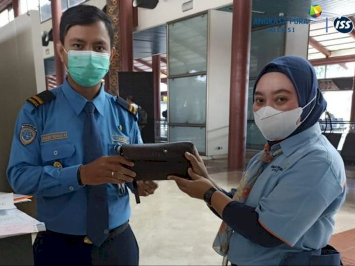 Sosok Halimah, Pegawai Cleaning Service Bandara Soetta yang Amanah, Kembalikan Cek Rp35 M
