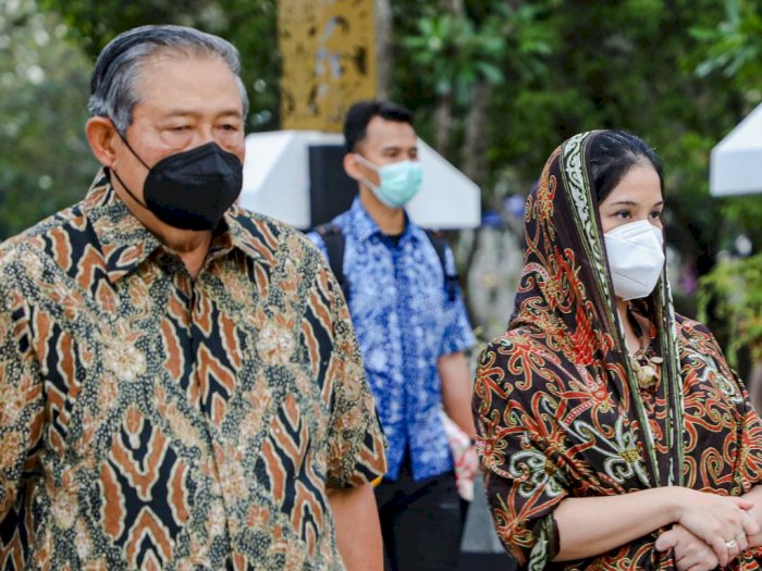 Unggah Foto Terakhir Bersama SBY, Annisa Pohan: Ziarah ke Makam Memo Sebelum Berangkat 