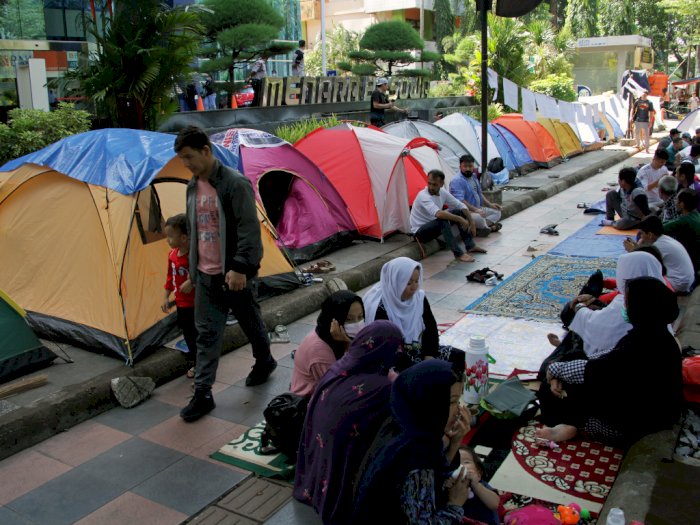 Aksi Pencari Suaka di Makassar, Berikut Foto-fotonya
