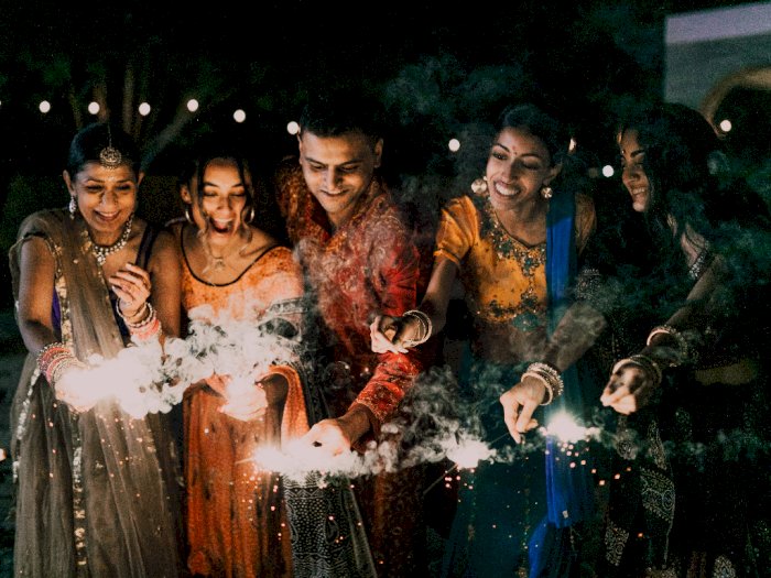 30 Ucapan Hari Raya Deepavali dan Happy Diwali 2021 Terbaik