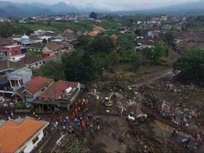Update Banjir Bandang Kota Batu: Korban Meninggal Dunia Bertambah Menjadi Enam Orang