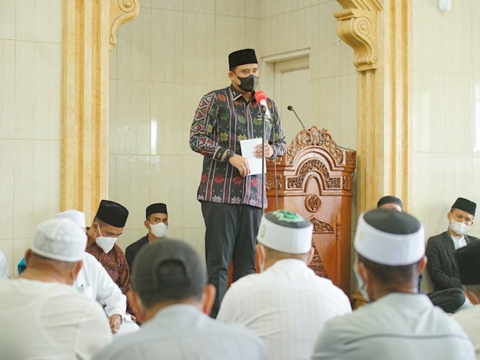 Safari Jumat di Masjid Al Yasmin, Bobby Ajak Warga Dukung Program Masjid Mandiri