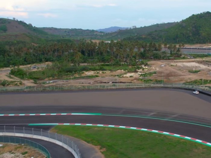 Potret Dusun Ebunut, Perkampungan Warga yang Terkurung di Tengah Sirkuit MotoGP Mandalika