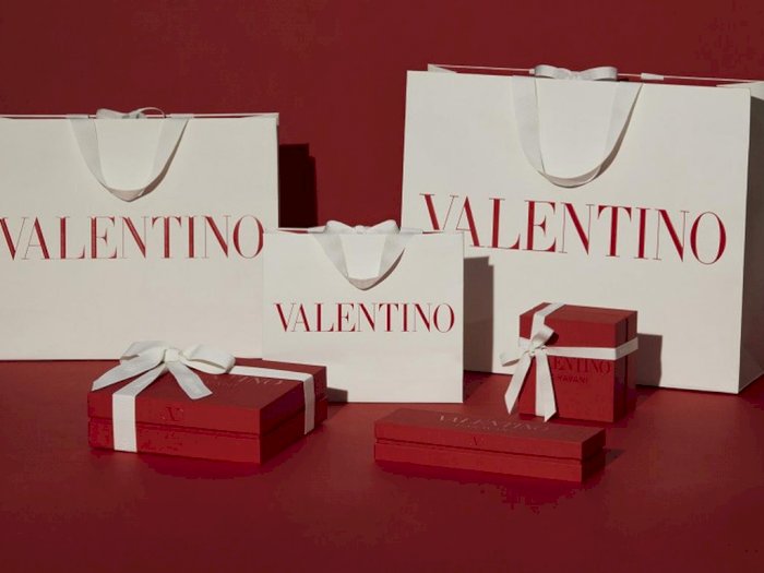 Mengusung Konsep Keberlanjutan, Valentino Luncurkan Produk dari Bahan Daur Ulang