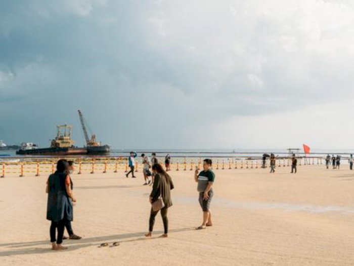Pasir Pantai di Teluk Manila Menuai Protes dari Aktivis Pegiat Lingkungan, Ini Alasannya!