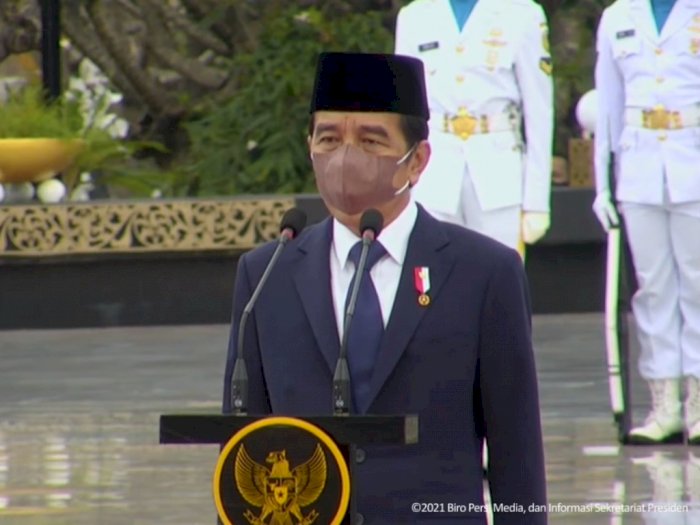 Presiden Jokowi Pimpin Upacara Peringatan Hari Pahlawan di TMP Kalibata