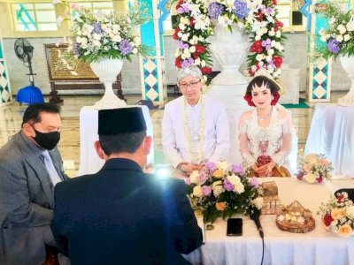 Abu Janda Menikah, Hendropriyono Hingga Sufmi Dasco Jadi Saksi Pernikahan