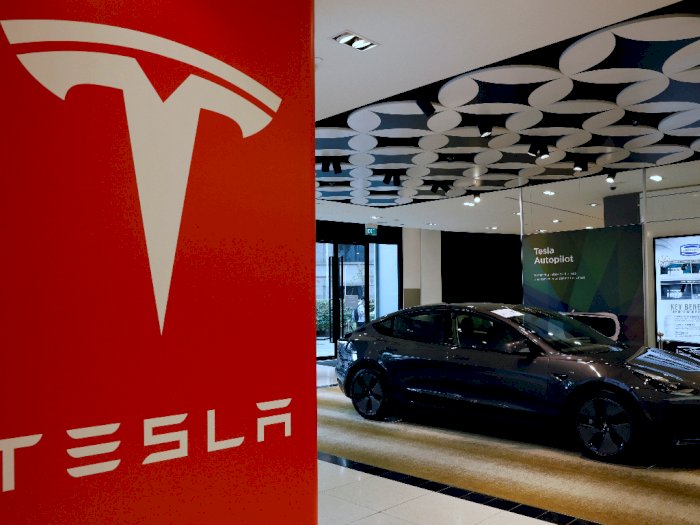 Saham Tesla Turun hingga 12% di Tengah Berita Negatif Elon Musk