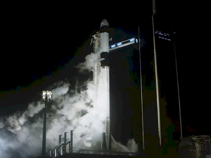 SpaceX Sukses Luncurkan 4 Astronaut ke Luar Angkasa Melalui Misi Crew-3