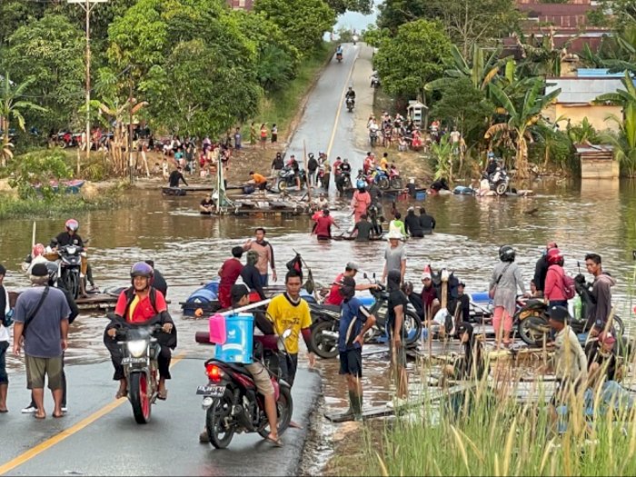 Minta Polemik Banjir Sintang Dihentikan, Demokrat : Fokus Bantu Warga yang Terdampak!