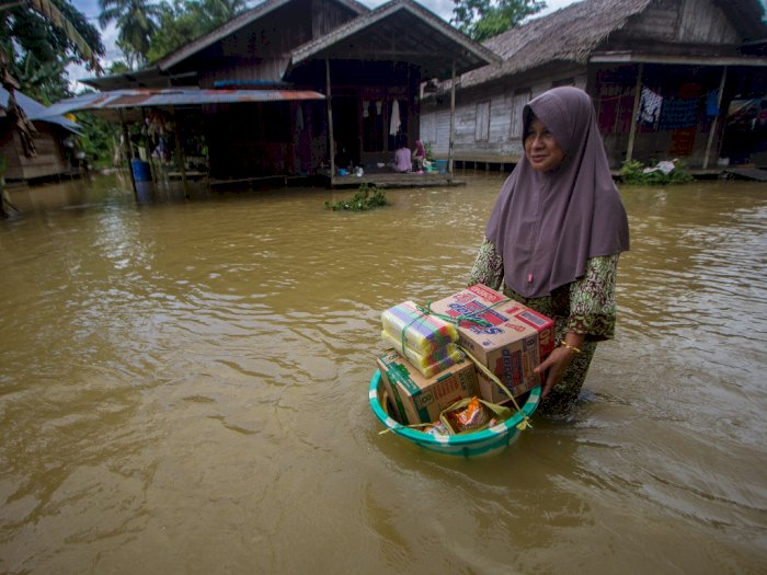 Banjir di Kabupaten Hulu Sungai Tengah Belum Surut, Berikut Foto-fotonya