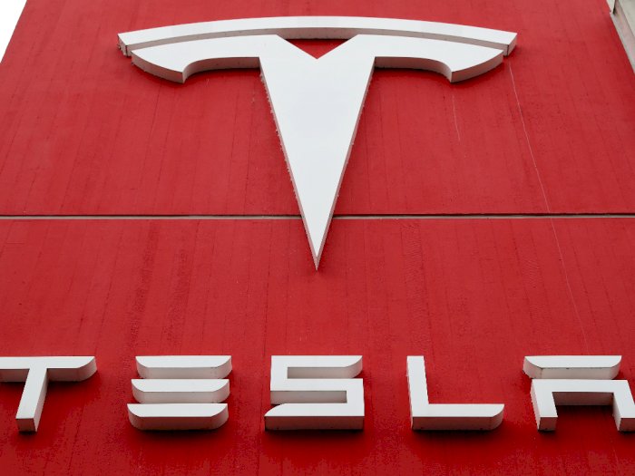 Langgar Kontrak, JPMorgan Gugat Tesla Senilai 2,3 Triliun
