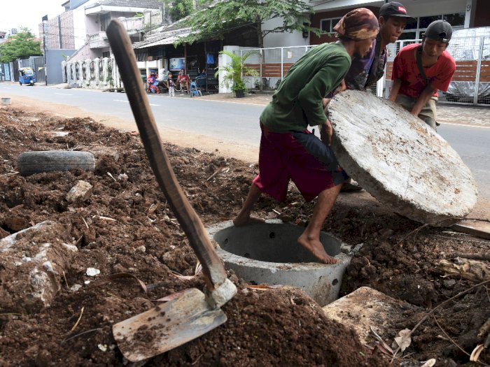 Pembuatan Sumur Resapan di Jakarta, Berikut Foto-fotonya