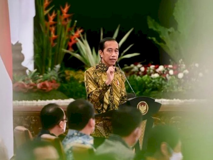 Dana Pemprov Rp226 T 'Nganggur' di Bank, Jokowi  Sampaikan Kekesalan di depan Jajaran