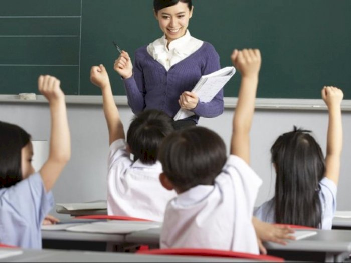 6 Mitos tentang Profesi Guru yang Bikin Orang Takut untuk Mengajar