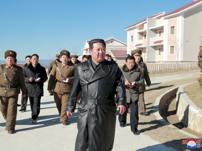 Korea Utara Larang Warga Pakai Jaket Kulit, Tak Boleh Tiru 'Outfit' Kim Jong Un