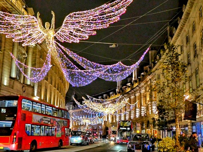 Sambut Natal, Jalanan Kota London Bertabur Cahaya Lampu