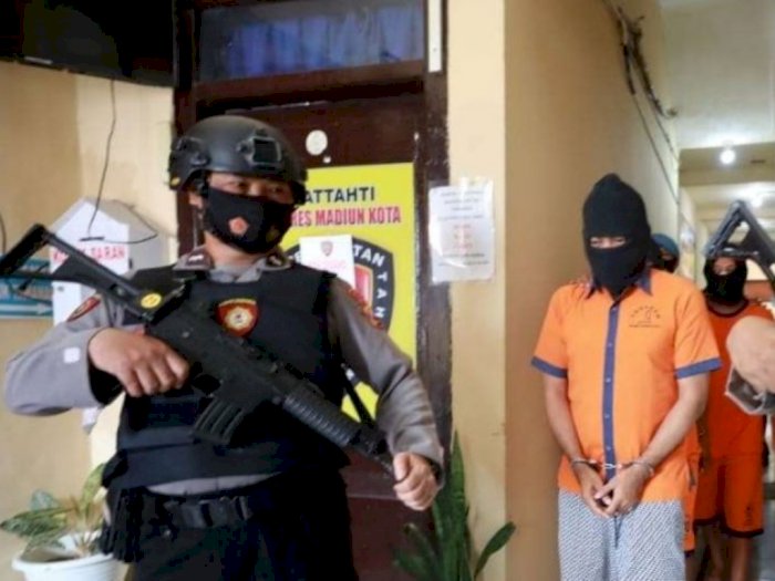 Polisi Tangkap Tersangka Penipuan CPNS Rp1,3 M di Madiun, Uangnya Dipakai Untuk Foya-foya