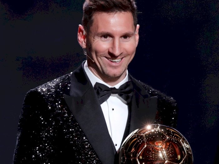 Messi Raih Penghargaan Ballon d'Or, Berikut Foto-fotonya