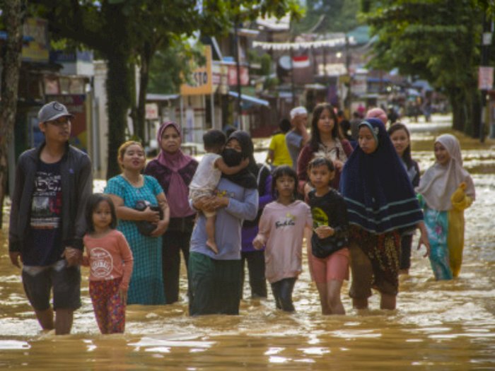 Sudah 2 Pekan Banjir di Asahan Belum Surut, Warga Mulai Alami Demam Hingga Diare