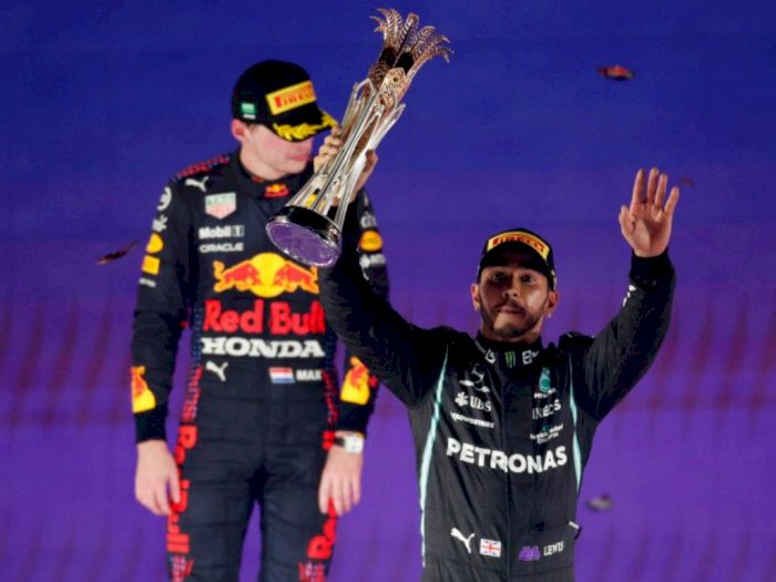 Kemenangan Hamilton di Jeddah,  Max Verstappen dianggap Bersalah