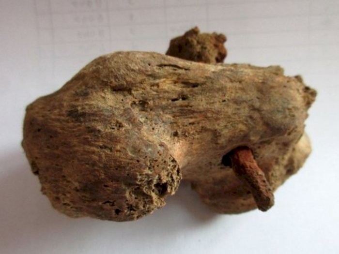 Arkeolog Temukan Kerangka Pria Korban Penyaliban  Romawi, Paku Tertancap di Tulang Tumit