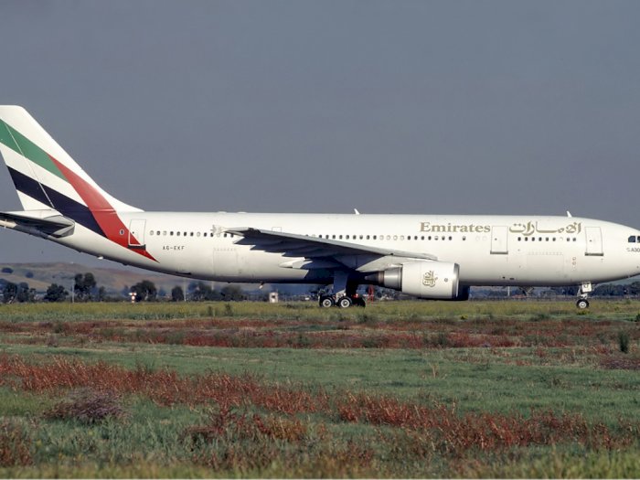 Emirates Kembali Terbang ke Bandara Gatwick