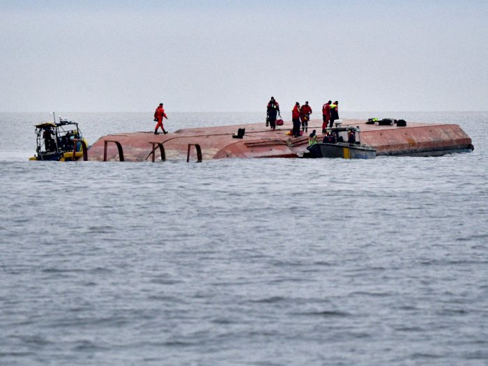 Dua Kapal Kargo Bertabrakan di Lepas Pantai Swedia, Ini Foto-fotonya