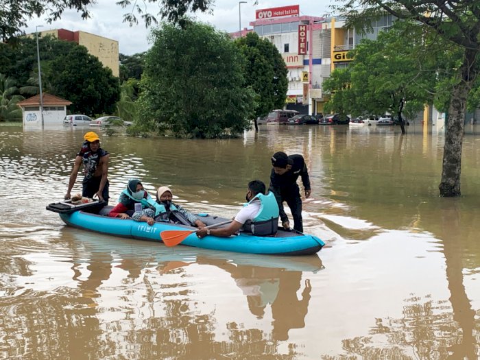 5 Orang Tewas dan 41.000 Lainnya Mengungsi Akibat Banjir di Malaysia, Ini Foto-fotonya