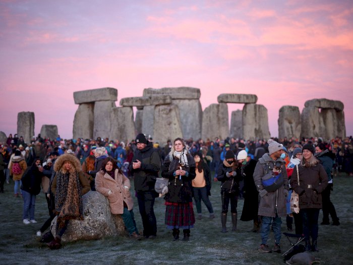 Perayaan Titik Balik Matahari Musim Dingin Stonehenge, Berikut Foto-fotonya