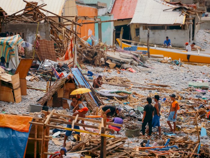 Ratusan Warga Filipina Rayakan Natal Tanpa Rumah Usai Dilanda Topan Rai