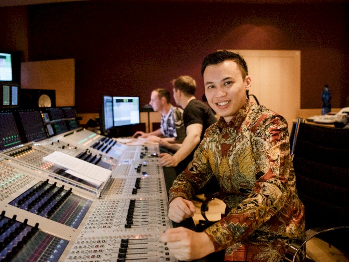 Komposer Indonesia Sukses di Inggris dan Praha, Banting Setir Jualan Sambal!