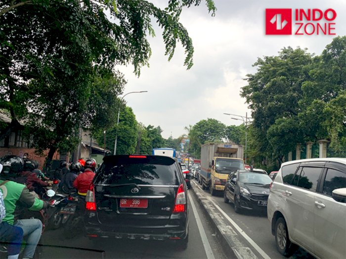 Foto-foto Kemacetan Parah di TB Simatupang