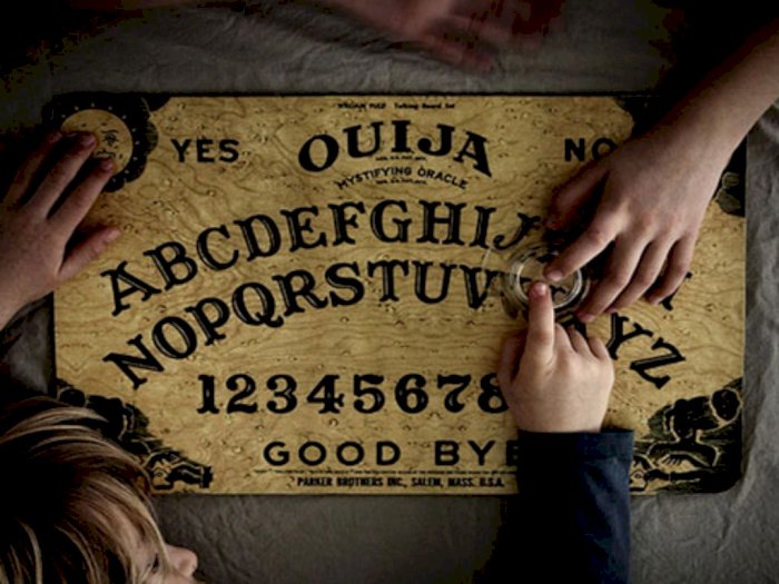 Selain Papan Ouija, Permainan Ini Juga Bisa Memanggil Hantu dari Belahan Dunia