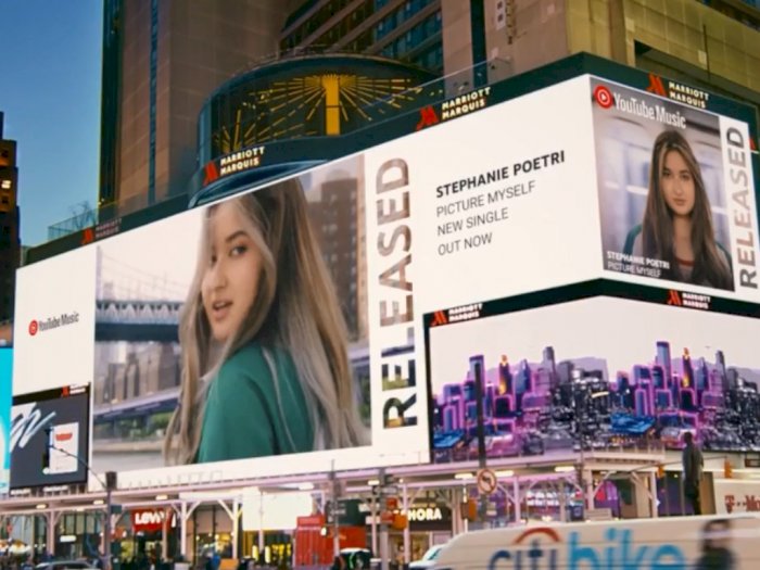Rilis Singel Baru, Video Klip Stephanie Poetri Muncul di Billboard New York Times Square