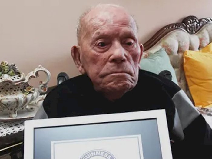Pria Tertua di Dunia Meninggal pada Usia 112 Tahun