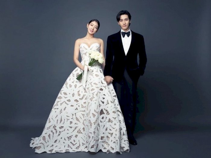 Potret Cantik Park Shin Hye Pakai Gaun Pengantin Rp240 Juta di Hari Pernikahannya