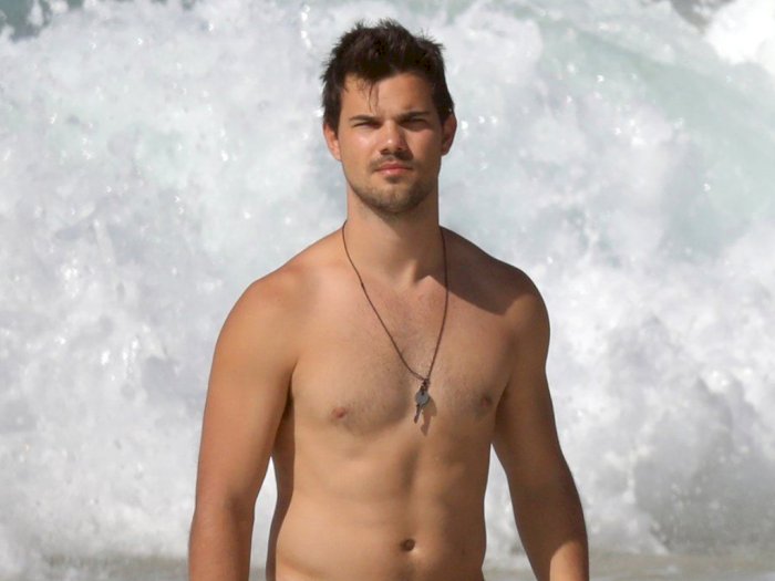 Terlalu Tenar di Serial 'Twilight', Taylor Lautner Takut Keluar Rumah & Alami Frustasi
