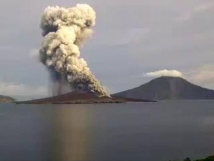 Status Gunung Anak Krakatau Waspada Level 2, Warga Pesisir Pantai Anyer Diminta Waspada