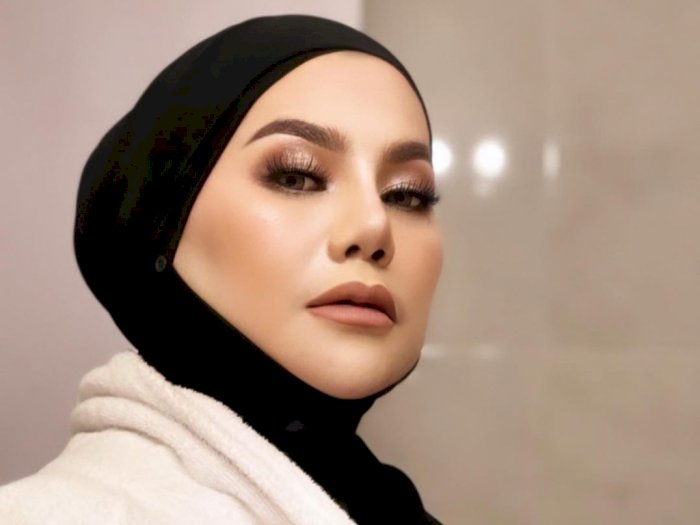 Mengejutkan! Sarita Abdul Mukti Ungkap Pakai Jilbab dari Dukun, Tambah Aura Kecantikan?