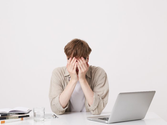 Stres Kerja Berdampak pada Kesehatan Mental, Ini Tips dari Psikolog untuk Mengatasinya