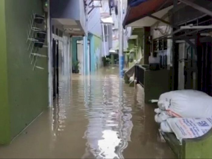28 RT di Jakarta Terendam Banjir, Ketinggiannya Capai 1,2 Meter