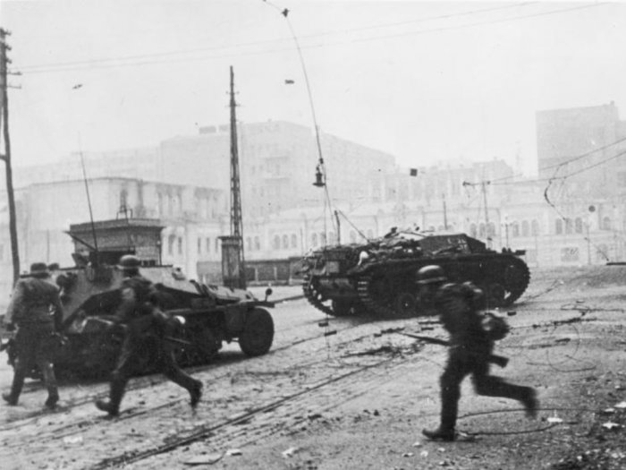 Kisruh Rusia-Ukraina Bisa Picu Perang Dunia? Situasinya Mirip WW2, Dimulai dari Invasi 