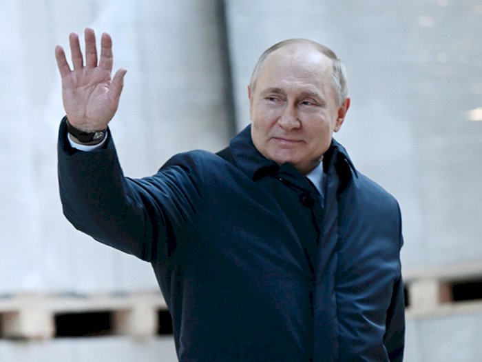 Viral Teriakan 'Urraa' Vladimir Putin ke Tentara Rusia, Ternyata Ini Artinya