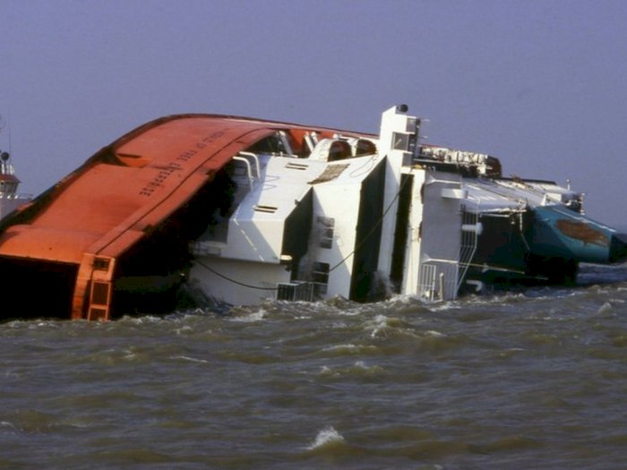 Peristiwa 6 Maret: Tragedi Terbaliknya Kapal Herald of Free yang Tewaskan 193 Orang
