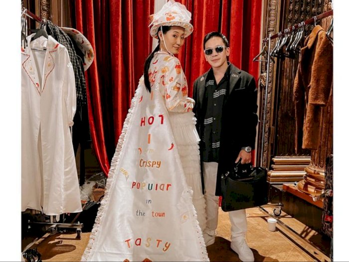 Geprek Bensu Dihujat usai Klaim Tampil di Paris Fashion Week, Desain Bajunya Jadi Sorotan